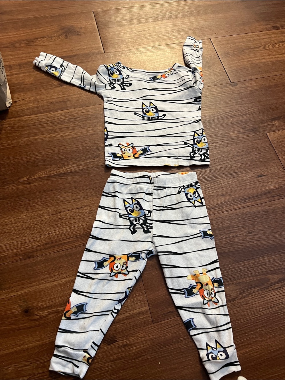 Kids Striped Bat Character Pajama Set - White & Black